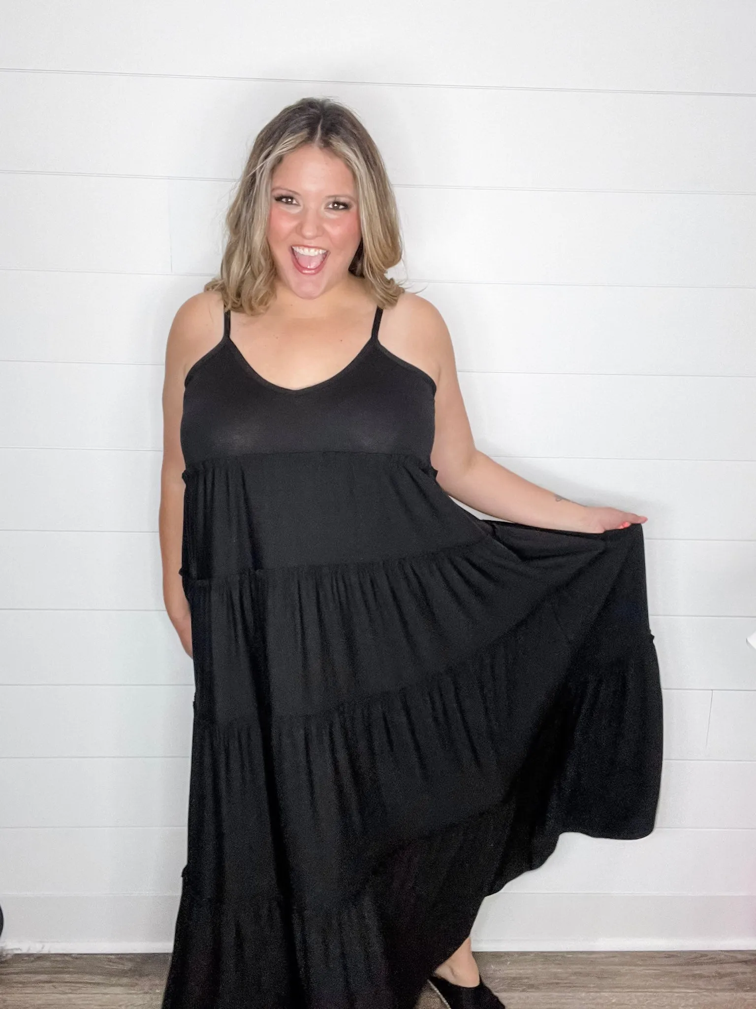 "Jordyn" V Neck Tiered Maxi Dress (Black)