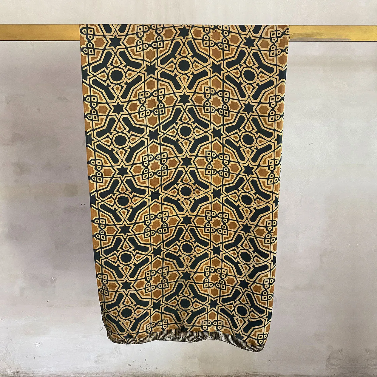 Souq Batik Silk Sarong 04 (Pre-order)